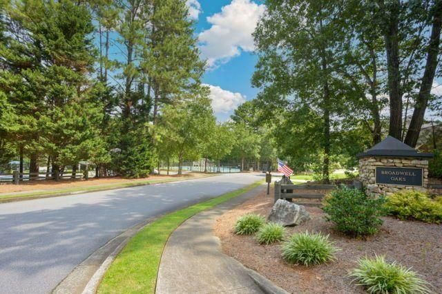 1905 Broadwell Oaks Drive, Alpharetta, GA 30004