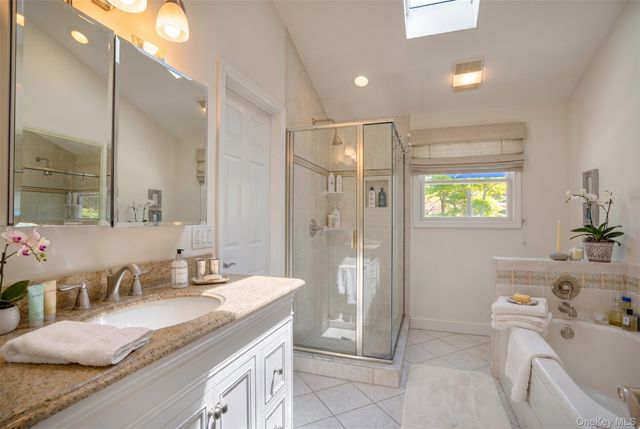 50 Runnymeade Drive, East Hampton, NY 11937