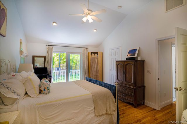 50 Runnymeade Drive, East Hampton, NY 11937