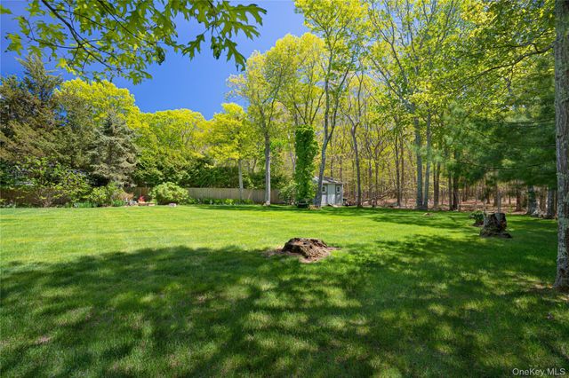 50 Runnymeade Drive, East Hampton, NY 11937