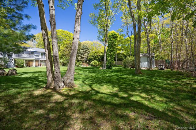 50 Runnymeade Drive, East Hampton, NY 11937