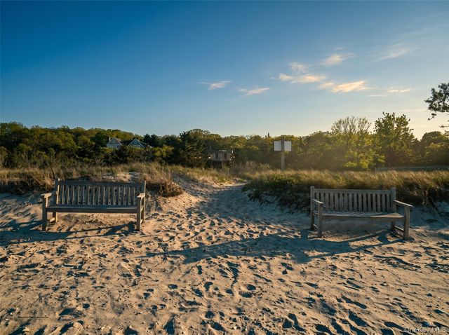 50 Runnymeade Drive, East Hampton, NY 11937