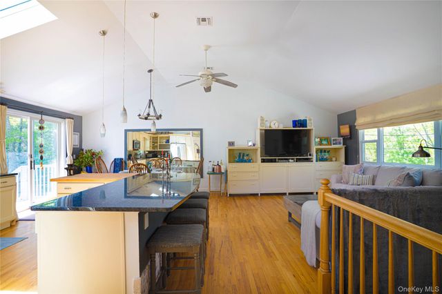 50 Runnymeade Drive, East Hampton, NY 11937