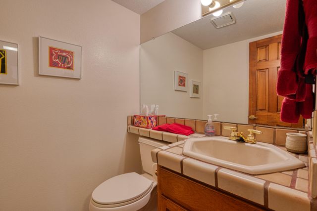 3 Tres Hermanos Road, Placitas, NM 87043