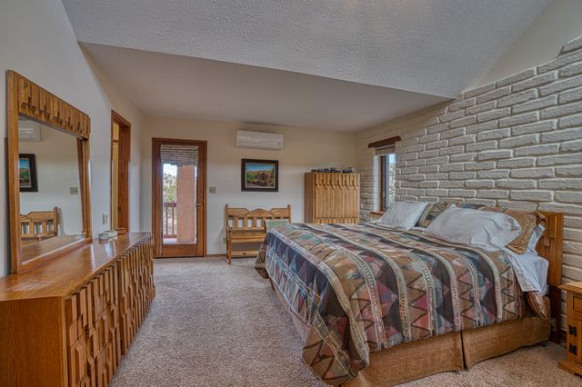 3 Tres Hermanos Road, Placitas, NM 87043