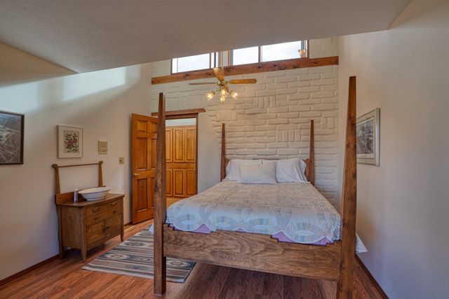 3 Tres Hermanos Road, Placitas, NM 87043