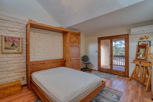 3 Tres Hermanos Road, Placitas, NM 87043