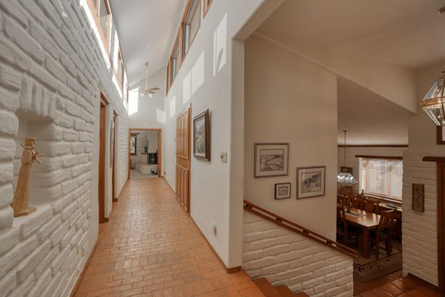 3 Tres Hermanos Road, Placitas, NM 87043