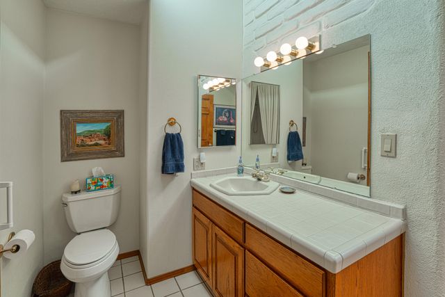 3 Tres Hermanos Road, Placitas, NM 87043