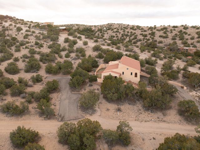3 Tres Hermanos Road, Placitas, NM 87043