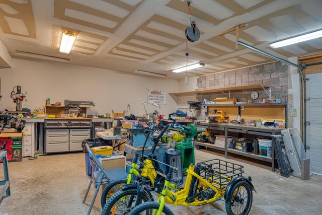 3 Tres Hermanos Road, Placitas, NM 87043