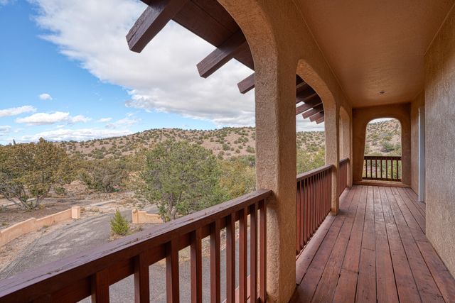 3 Tres Hermanos Road, Placitas, NM 87043