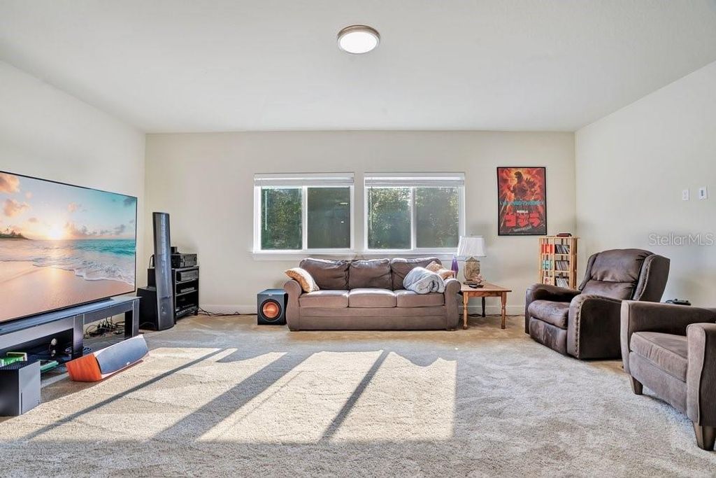 Image 38 of property listing at 704 FOX EDGE COURT, Oviedo, FL 32765