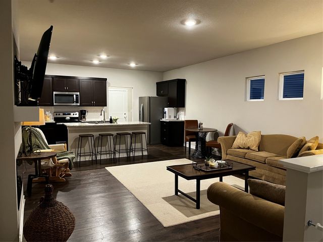 3099 NW Irvinedale Drive, Ankeny, IA 50023