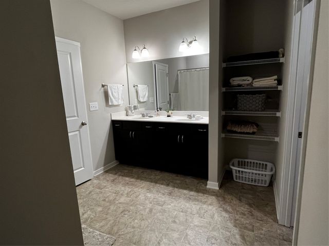 3099 NW Irvinedale Drive, Ankeny, IA 50023