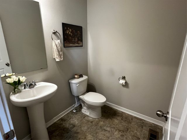 3099 NW Irvinedale Drive, Ankeny, IA 50023
