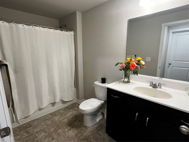 3099 NW Irvinedale Drive, Ankeny, IA 50023
