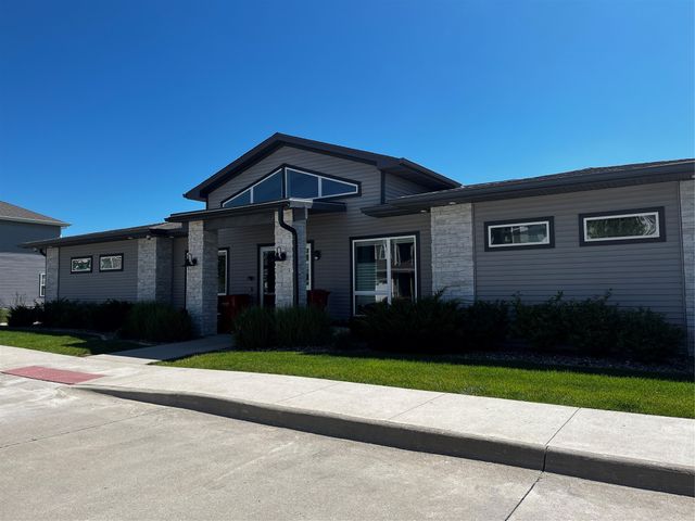 3099 NW Irvinedale Drive, Ankeny, IA 50023