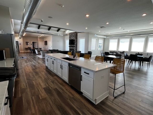 3099 NW Irvinedale Drive, Ankeny, IA 50023