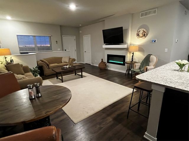 3099 NW Irvinedale Drive, Ankeny, IA 50023