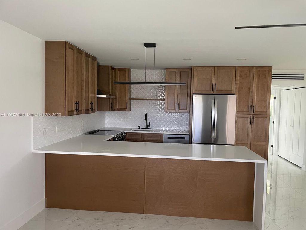 190 Seville H H, Delray Beach, FL 33446