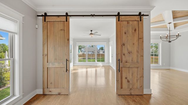 8942 Grey Reed Drive, Ooltewah, TN 37363