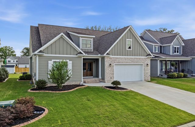 8942 Grey Reed Drive, Ooltewah, TN 37363