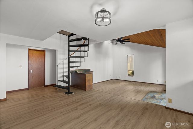 1031 E Manzanita Drive, Union, WA 98592