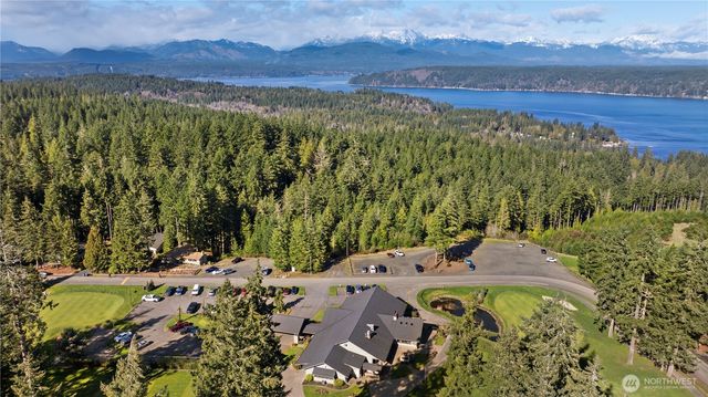 1031 E Manzanita Drive, Union, WA 98592