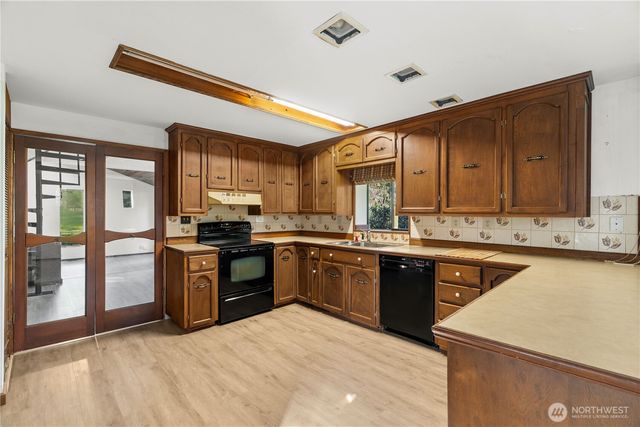 1031 E Manzanita Drive, Union, WA 98592