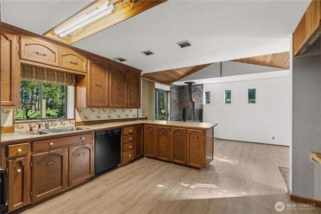 1031 E Manzanita Drive, Union, WA 98592