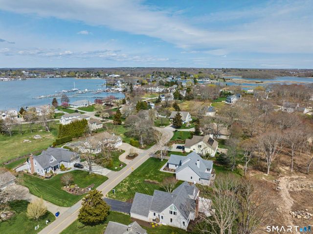 83 Old North Road, Stonington, CT 06355