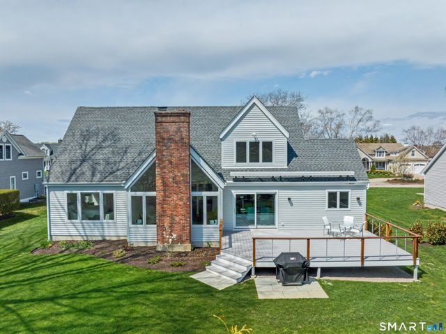 83 Old North Road, Stonington, CT 06355