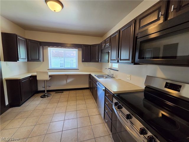5223 Paine Avenue, Maple Heights, OH 44137