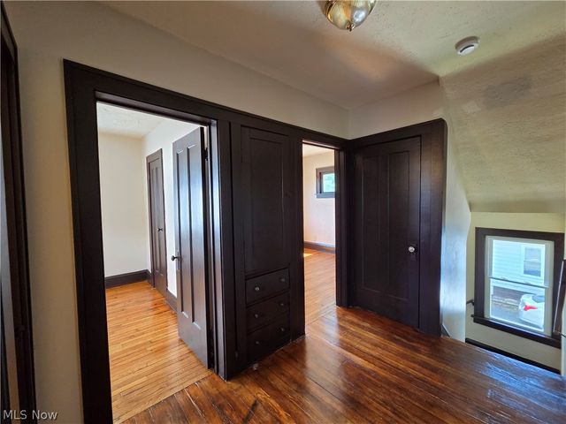 5223 Paine Avenue, Maple Heights, OH 44137