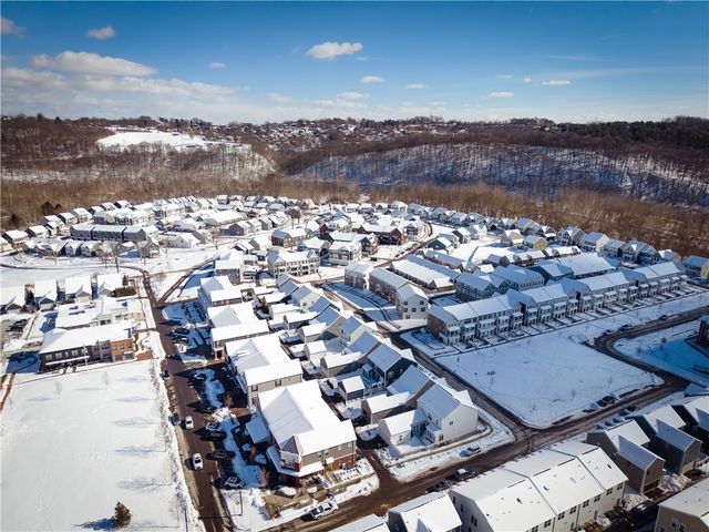 1508 Orion Rd, South Fayette, PA 15017