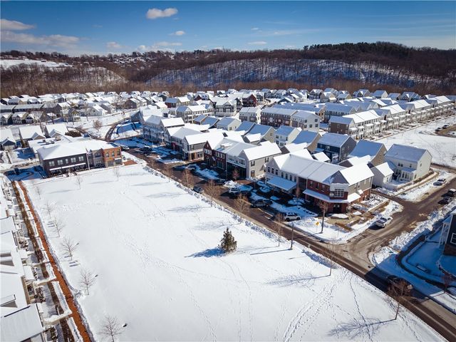 1508 Orion Rd, South Fayette, PA 15017