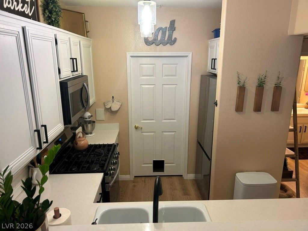 Image 14 of property listing at 7103 South Durango Drive 312, Las Vegas, NV 89113