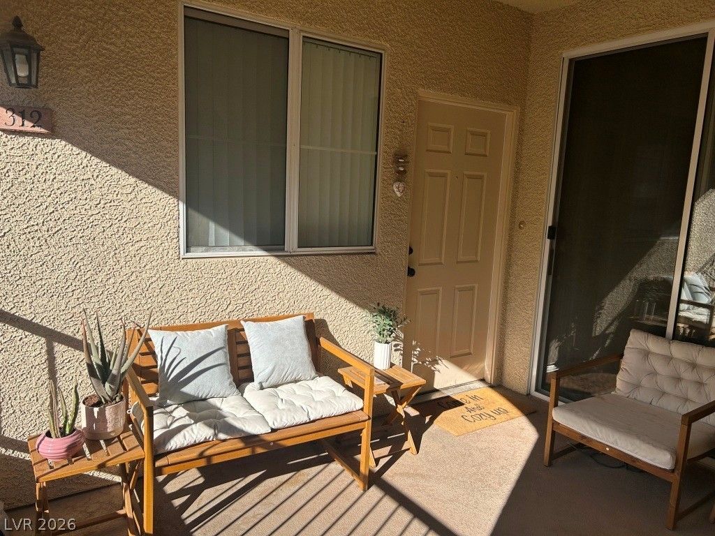 Image 5 of property listing at 7103 South Durango Drive 312, Las Vegas, NV 89113