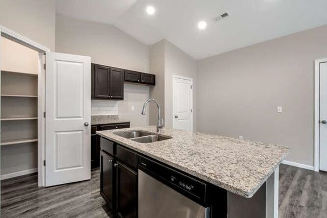 1339 N Azena St, Andover, KS 67002