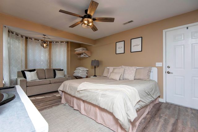 1302 Rocky Shore Terrace, Kimberling City, MO 65686