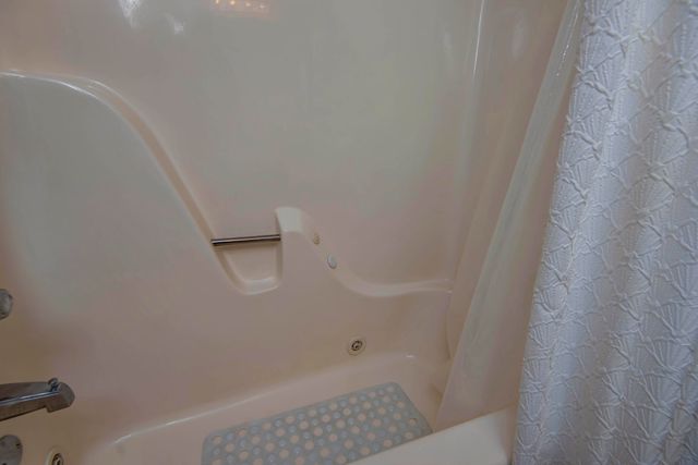 1302 Rocky Shore Terrace, Kimberling City, MO 65686