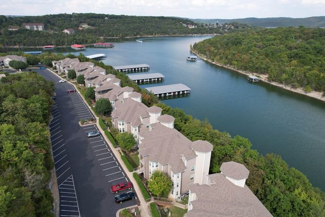 1302 Rocky Shore Terrace, Kimberling City, MO 65686