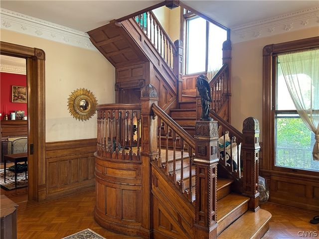 500 North Mcbride Street, Syracuse, NY 13203
