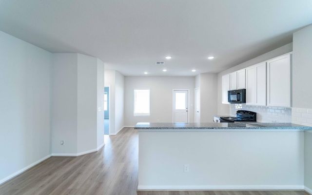 508 Bobcat Creek DR, Jarrell, TX 76537