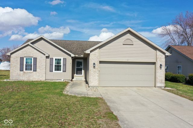 31 Hickory Lane S, Crawfordsville, IN 47933