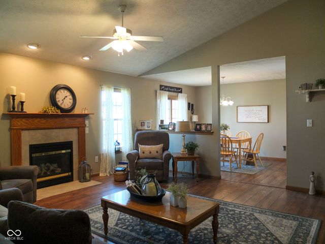 31 Hickory Lane S, Crawfordsville, IN 47933