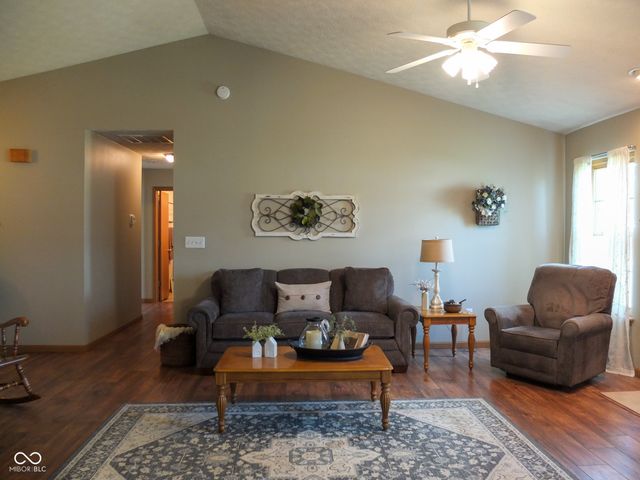 31 Hickory Lane S, Crawfordsville, IN 47933