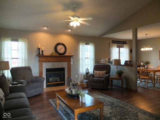 31 Hickory Lane S, Crawfordsville, IN 47933