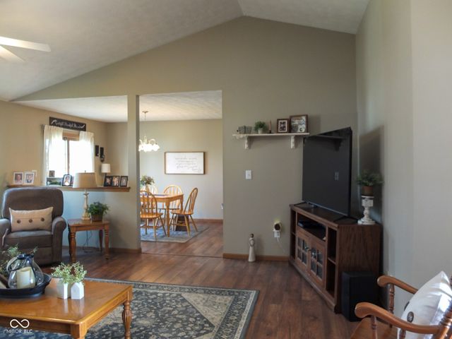 31 Hickory Lane S, Crawfordsville, IN 47933